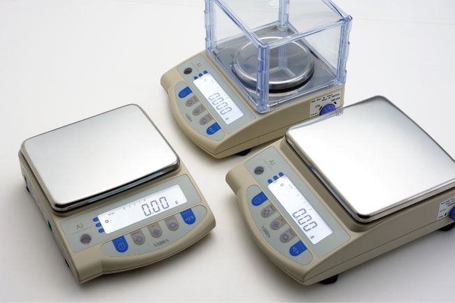 Perbedaan Timbangan Analitik, Precision Balance, dan Platform Scale